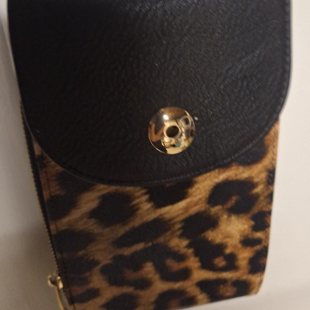 Chic Leopard Print Crossbody Bag with Black Leather Flap